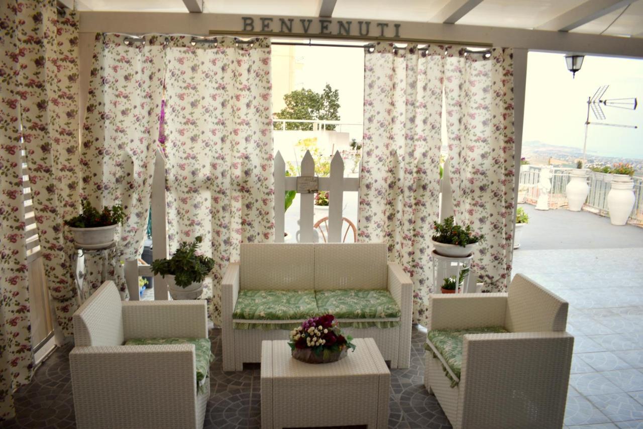 Apartment Terrazza Greca อากริเจนโต ภายนอก รูปภาพ