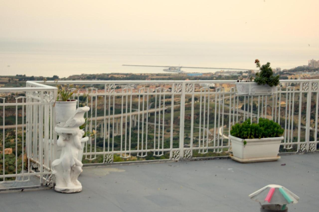 Apartment Terrazza Greca อากริเจนโต ภายนอก รูปภาพ